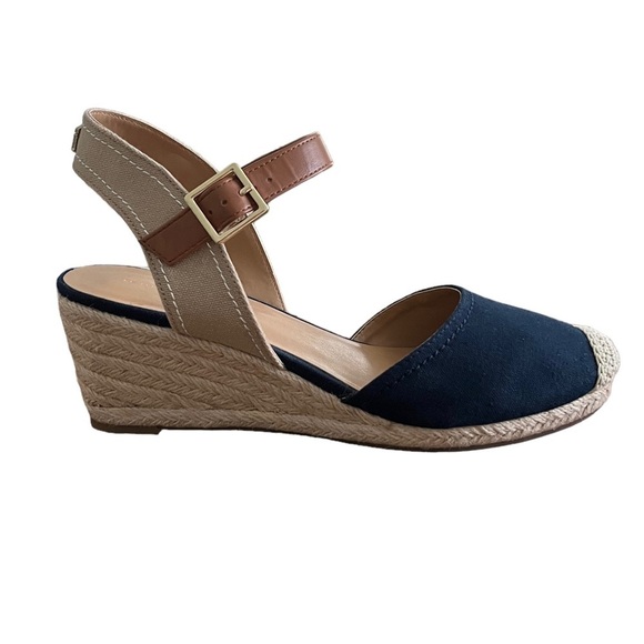 Tommy Hilfiger Shoes - Tommy Hilfiger Nilsa Espadrille Wedge Sandals
